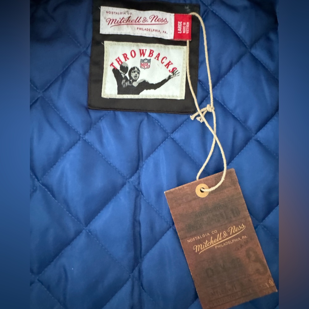 Mitchell & Ness NFL Team Origins Jacket. New York Giants - Picture 6 of 6